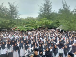 Lautan Kader NU Padati Pantai Mutiara Baru, SILATDA III Lampung Timur Gelorakan Semangat Persatuan