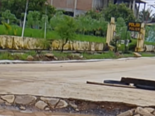 Jalan Baru Diperbaiki Kembali Rusak, Masyarakat Berharap Pemerintah Segera Membuat Perda Tentang maksimal Muatan