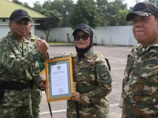 Perkuat Sinergi TNI-Pemda, Bupati Ela Dikukuhkan Jadi Warga Kehormatan Kodim 0429/Lamtim