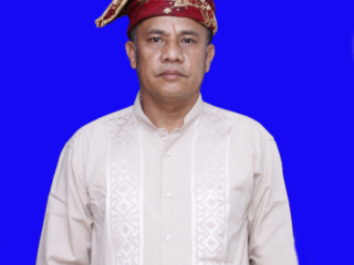 TOKOH ADAT SEKAMPUNG LIMO MIGO BERHARAP PEMBANGUNAN BALAI ADAT HAL ITU DSAMPAIKAN SAAT WAPRES GIBRAN KUNJUNGI PUGUNG RAHARJO