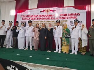 Lantik Lima Kades PAW, Bupati Ela Tegaskan: Pemimpin Bukan untuk Berfoya-foya